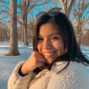 Meet your Posher, Stephanie